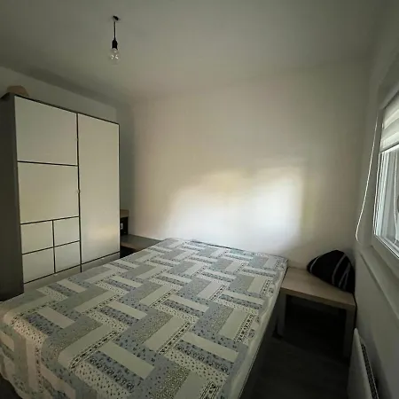 Holiday home Orsolya Apartmanhaz Siofok