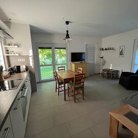Holiday home Orsolya Apartmanhaz *